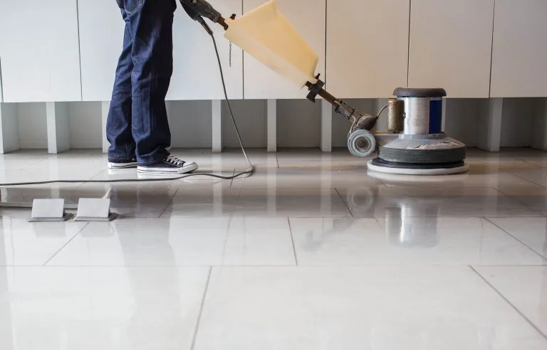 Maintenance cleaning services Missouri living room